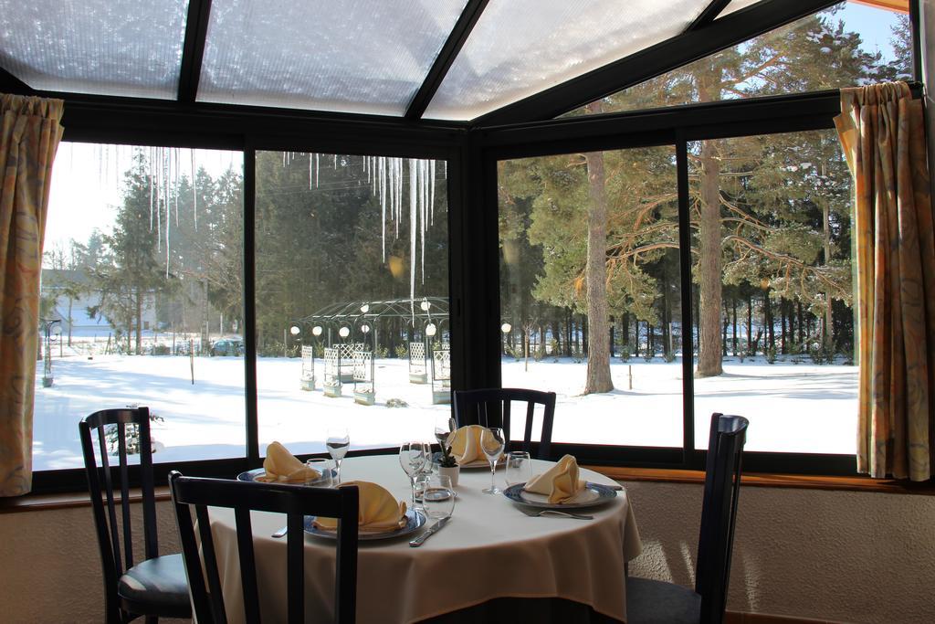 אנגלארדס-דה-סאינט-פלור Hotel Restaurant Logis La Meridienne מראה חיצוני תמונה