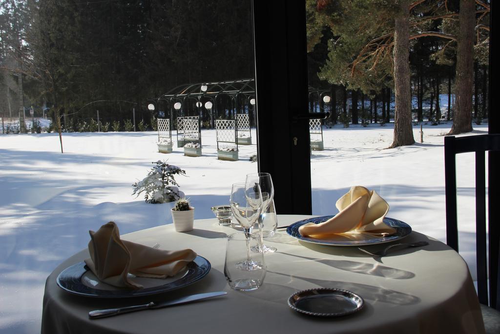 אנגלארדס-דה-סאינט-פלור Hotel Restaurant Logis La Meridienne מראה חיצוני תמונה