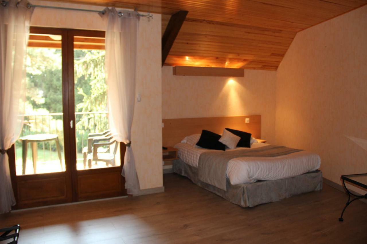 אנגלארדס-דה-סאינט-פלור Hotel Restaurant Logis La Meridienne מראה חיצוני תמונה