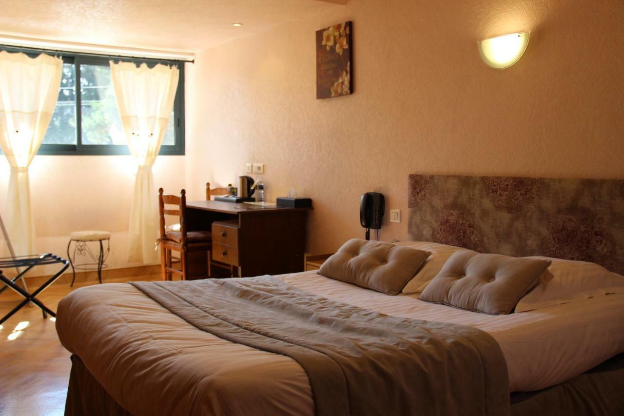 אנגלארדס-דה-סאינט-פלור Hotel Restaurant Logis La Meridienne מראה חיצוני תמונה